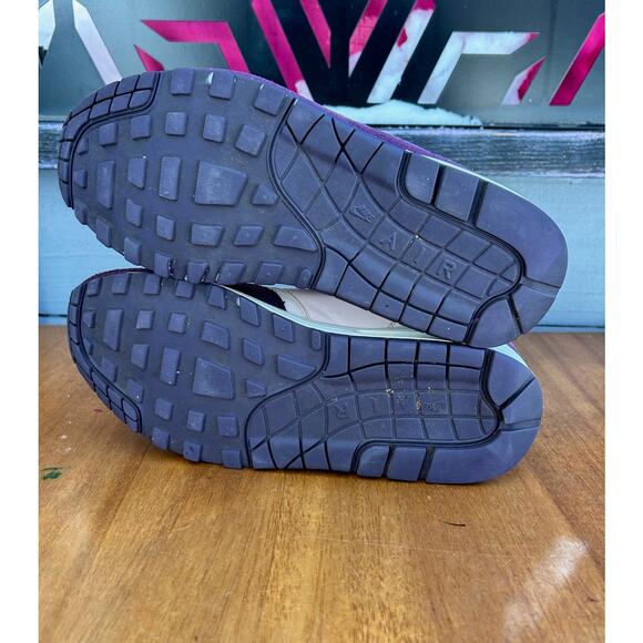 Nike Air Max 1 Plum Purple Cream Women’s Size 9 Sneakers - Picture 7 of 8